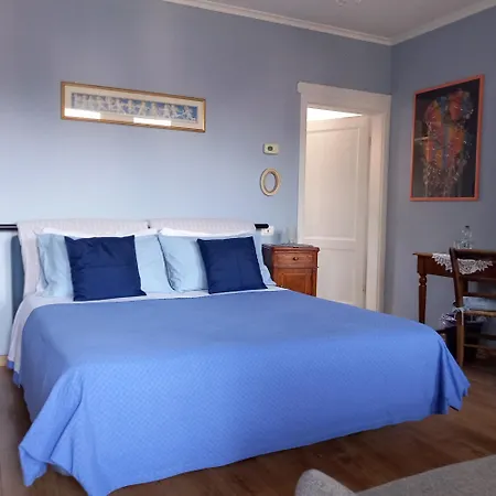 Oltra Bed & Breakfast