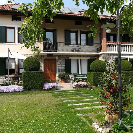 Oltra Bed & Breakfast 3*